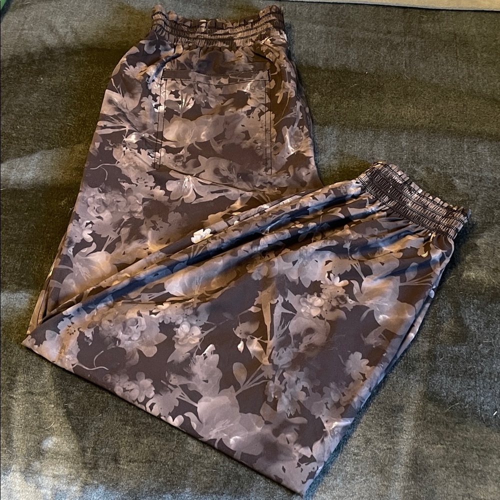Athleta purple floral flowy pants
